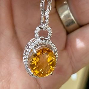 Citrine/Diamond Pendant With 18” link chain